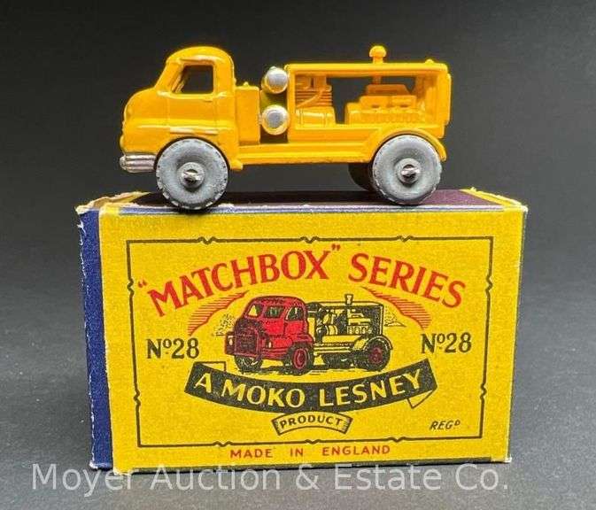 Moko Lesney Matchbox No. 28 Bedford Compressor Truck, with Box image