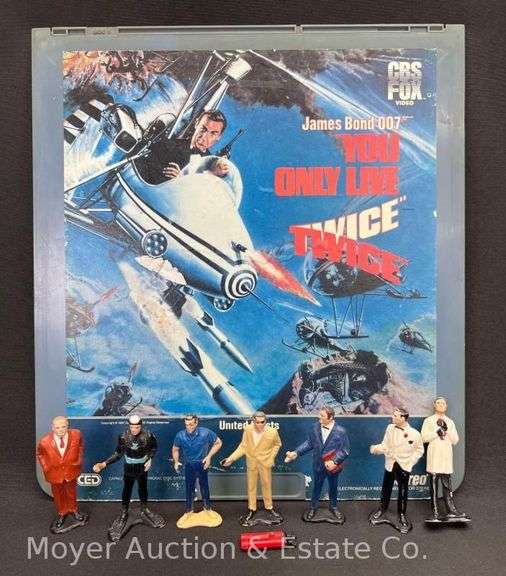 (7) Gilbert James Bond 007 Figures, 3.5"h and James Bond Laser Disc image