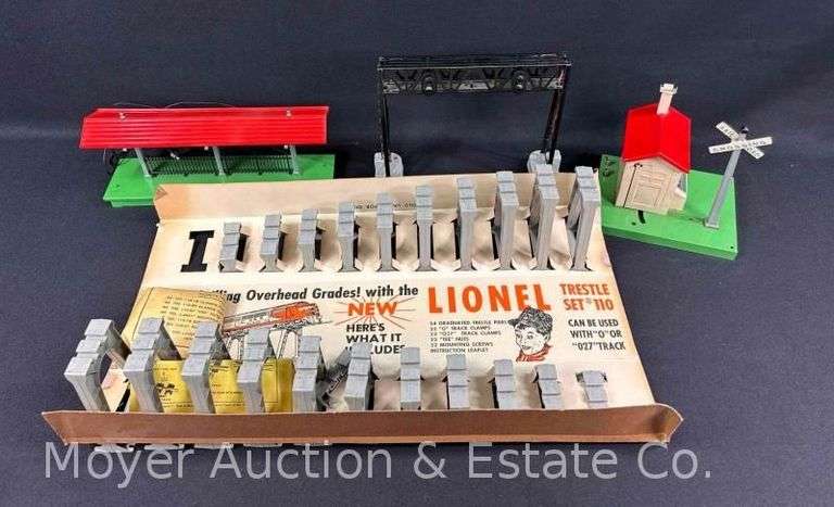 Lionel Signal Bridge, Trestle Set, Automatic Gateman and Station Platform, with Original Boxes image