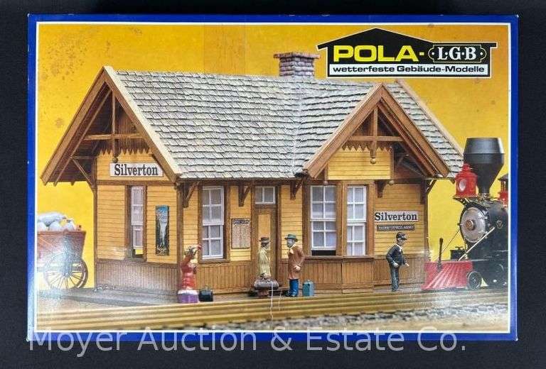 Pola-LGB G Scale No. 907 Railroad Station, with Original Box image