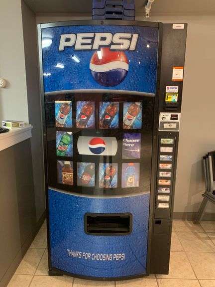 Dixie-Narco DN501E Soda Vending Machine, Excellent Condition, with Keys image