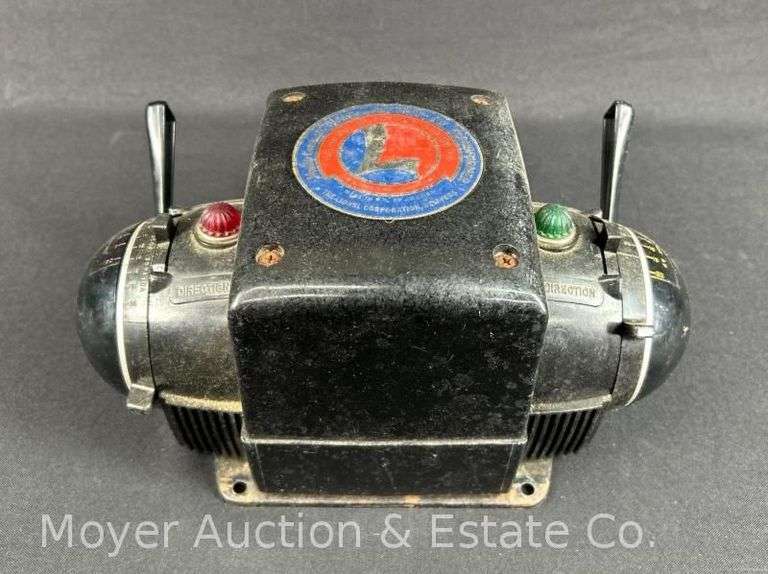 Lionel ZW Trainmaster Transformer, 275 Watt, with Original Box image