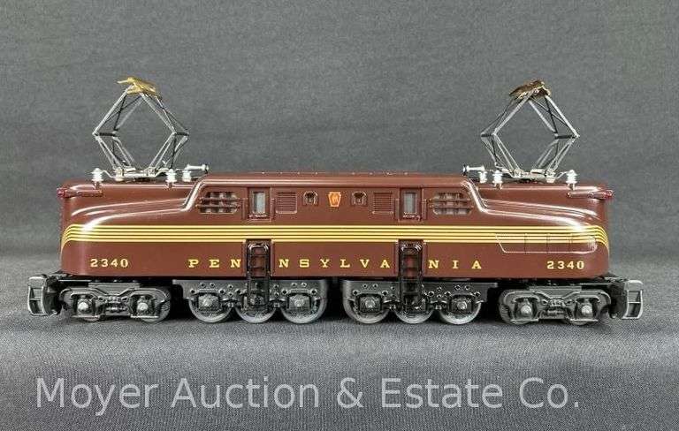 Lionel Tuscan Pennsylvania GG-1 Electric Locomotive, No. 38303, with Original Box image