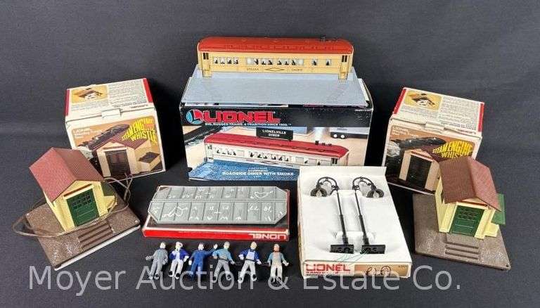 Lionel Roadside Diner, Freight Sheds, Street Lamps and Bridge, with Original Boxes image