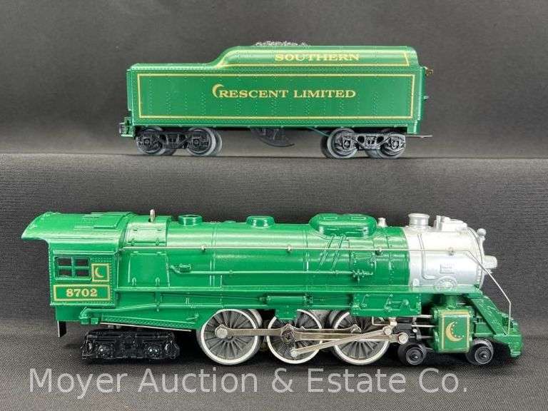 Lionel Southern Crescent Die-Cast 4-6-4 Steam Locomotive and Tender, No. 8702, with Original Box image