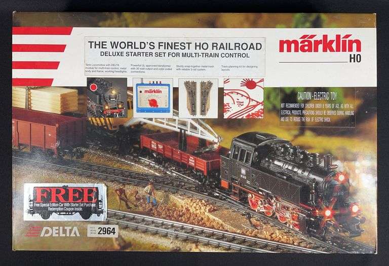 Marklin HO Scale Deluxe Starter Set, Appears Complete, with Original Box image