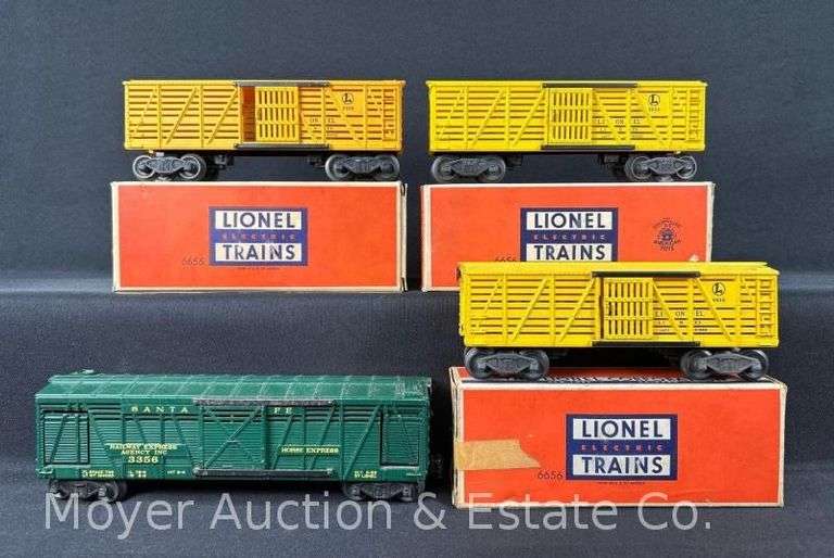 (4) Lionel Stock Cars, (3) with Original Boxes image