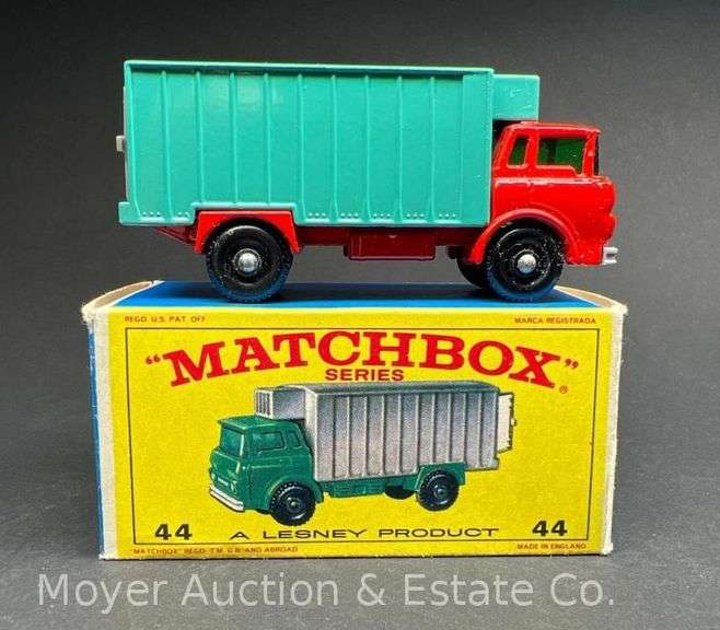 Lesney Matchbox No. 44 Refrigerator Truck, with Box image