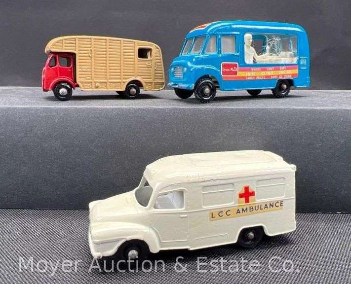 (3) Matchbox, No. 35 Horse Box, No. 14 Ambulance and No. 47 Ice Cream Canteen image