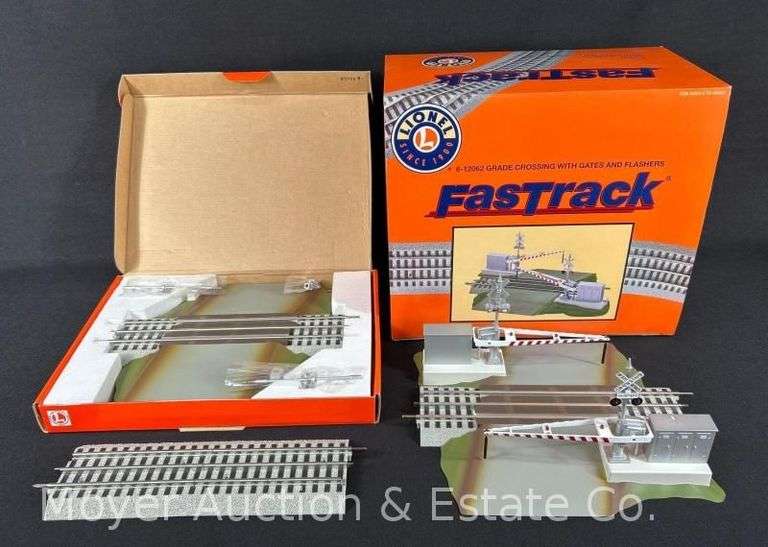 (2) Lionel FastTrack Crossings image