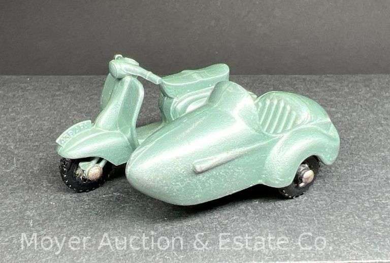 Lesney Matchbox No. 36 Lambretta Scooter and Sidecar image
