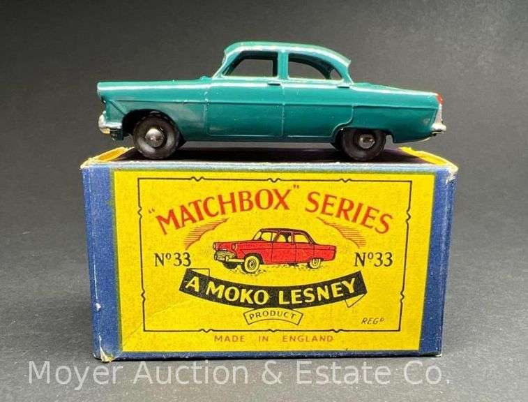 Moko Lesney Matchbox No. 33 Ford Zodiac, with Box image