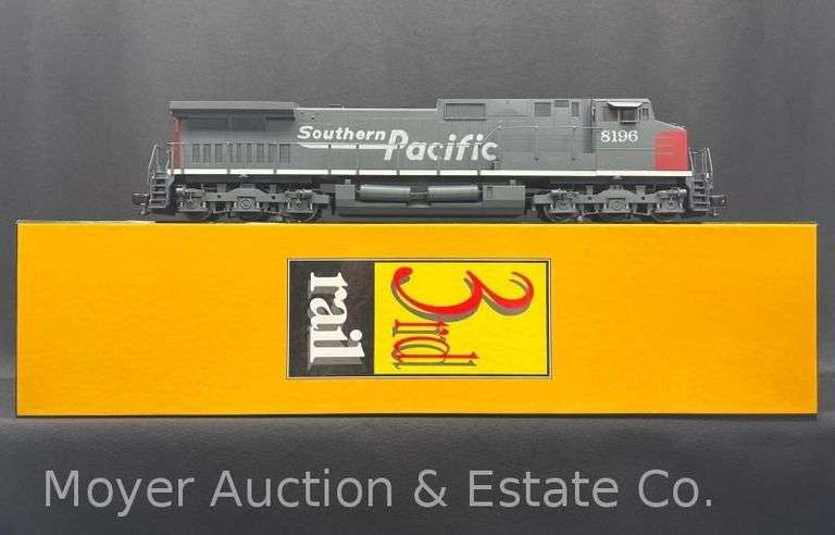 Sunset Models/3rd Rail Southern Pacific GE C44-9W Diesel Locomotive, No. 8196, with Original Box image