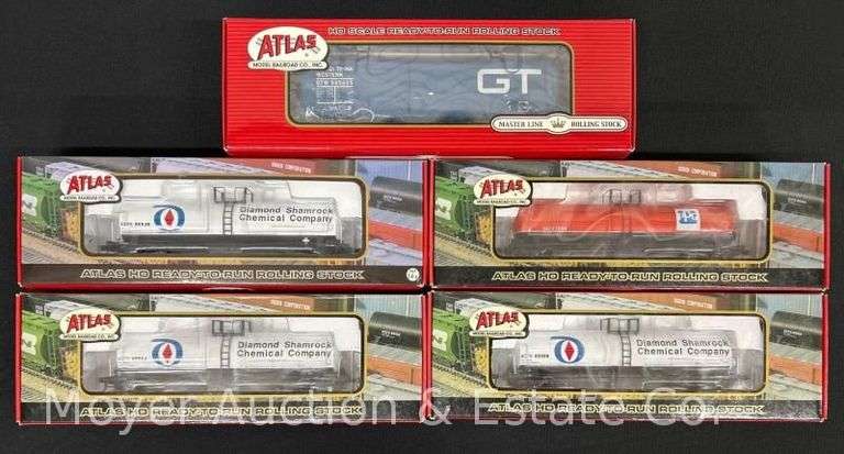 (4) Atlas HO Scale Tank Cars and Box Car, with Original Boxes image
