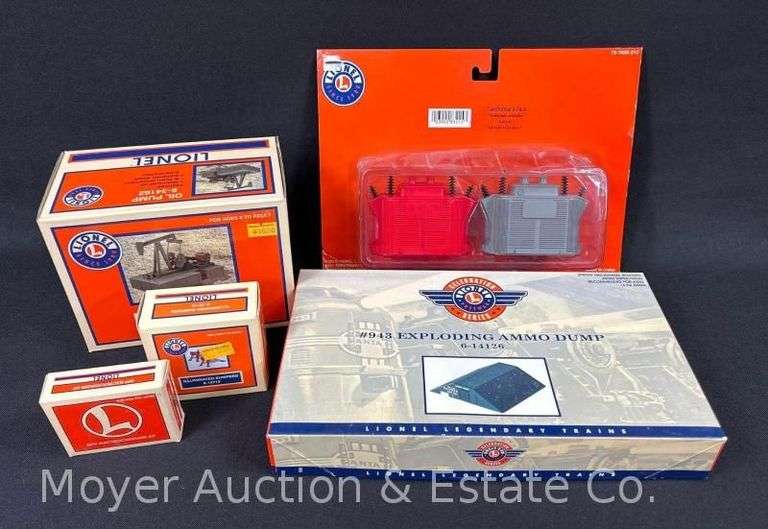 Lionel Exploding Ammo Dump, Oil Pump, Bumpers and Electrocoupler Kit, with Original Boxes image