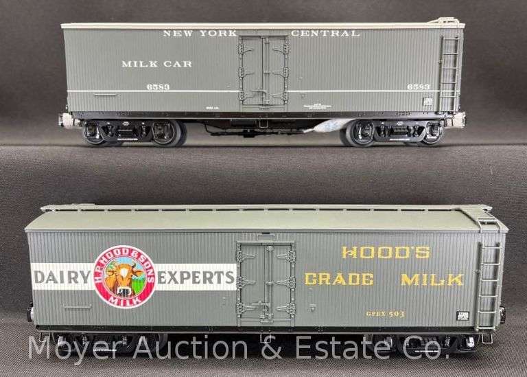 (2) Lionel Hoods and NYC Milk Cars, No. 17350 and 17373, with Original Boxes image