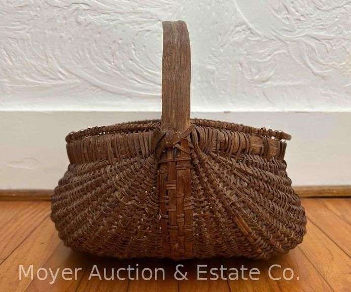 Woven 'Buttocks' Gathering Basket, 14"w x 12"h image