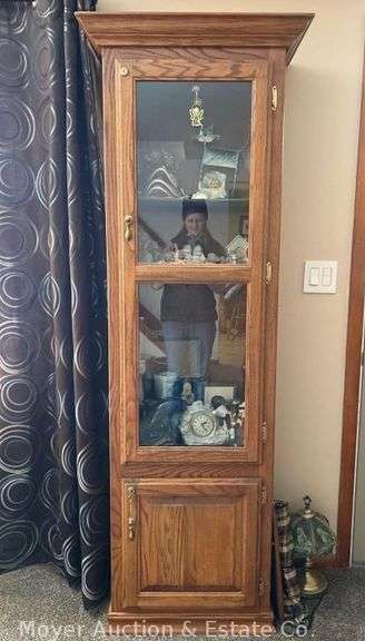 Oak 2 Door Curio Cabinet, Locking Doors with Key, 26"x15"x76"h image