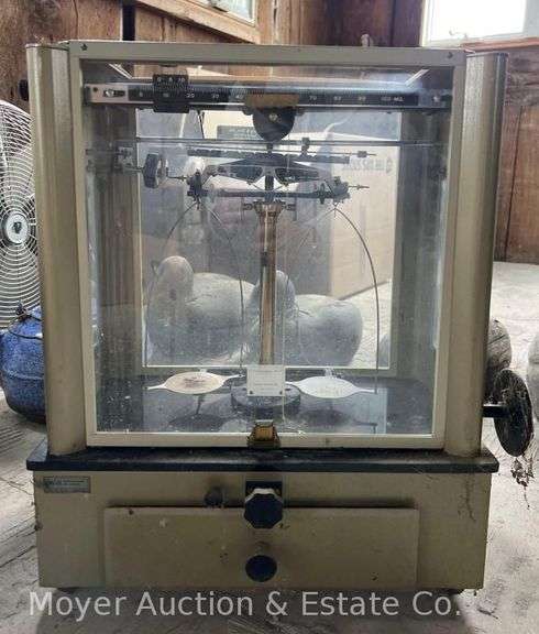 Voland & Sons Precision Scale, Model 320 D image