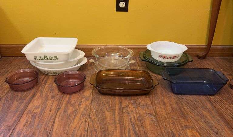 Group of Pyrex, Fire King, Anchor Hocking, Etc. image