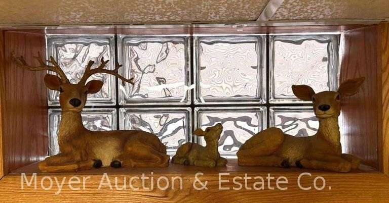 Resin Deer Family, 3.5"-10.5"h image