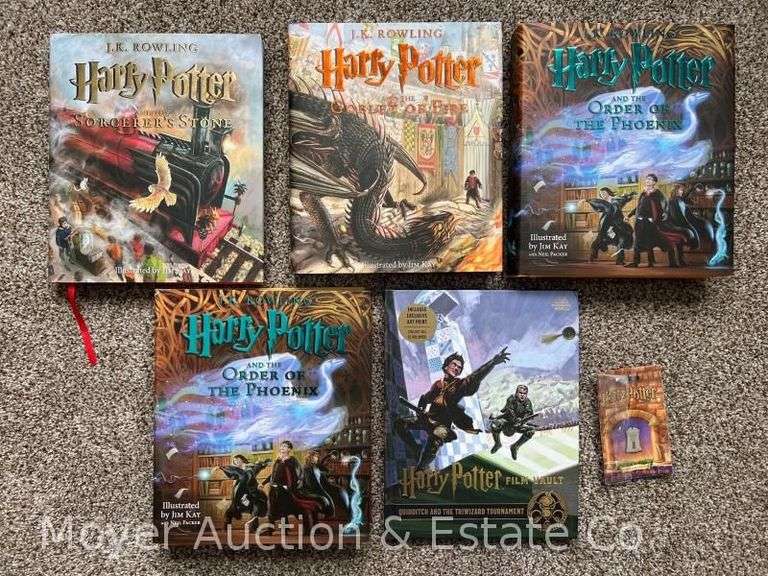 (5) Harry Potter Illustrated Books image