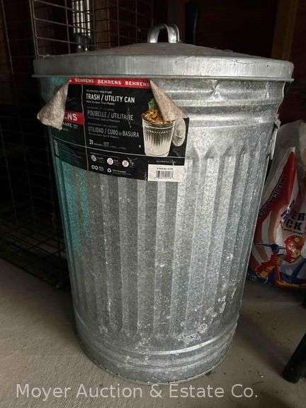 31 Gallon Galvanized Garbage Can, with Lid image