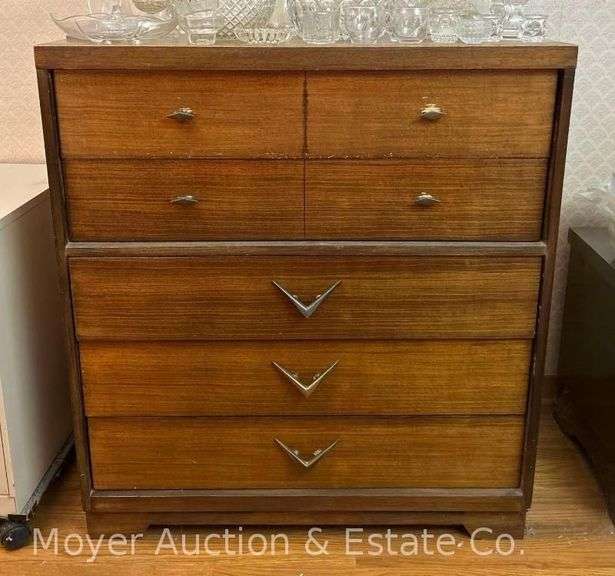 Mid-Century Modern 5 Drawer Chest of Drawers, 36"x18"x40"h image