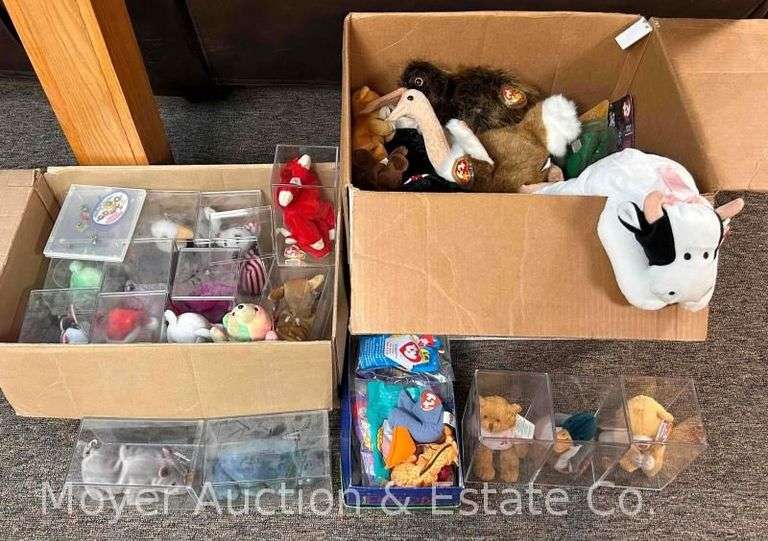Group of Beanie Babies and Stuffed Animals image