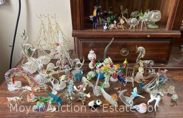 Group of Thread Glass Miniature Animals & Figures, 1”-7”h image