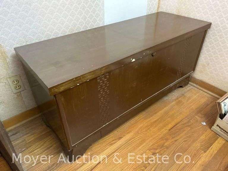 Lane Blanket Chest, 47"x17"x21"h image