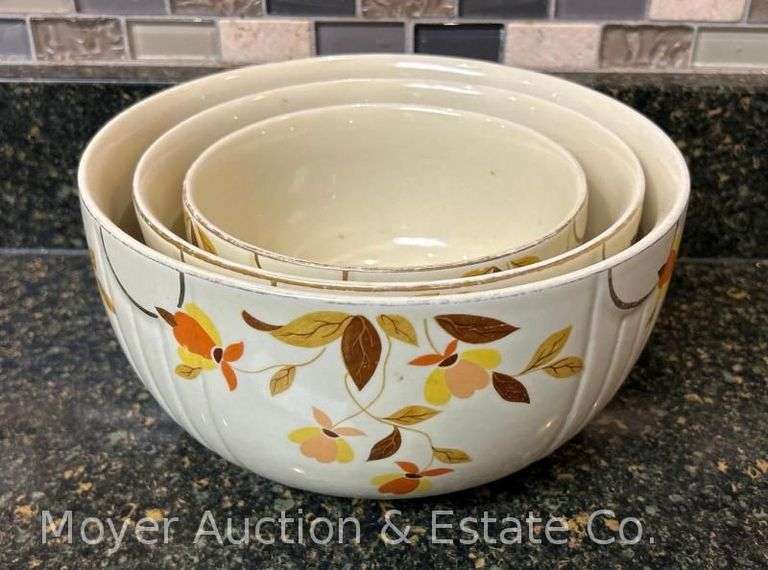 Hall's 3 Piece Jewel Tea Mixing Bowl Set, Vintage image