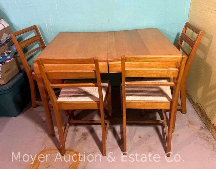 5 Piece Dining Set, 4 Chairs and Table, 33"x43" Tabletop image