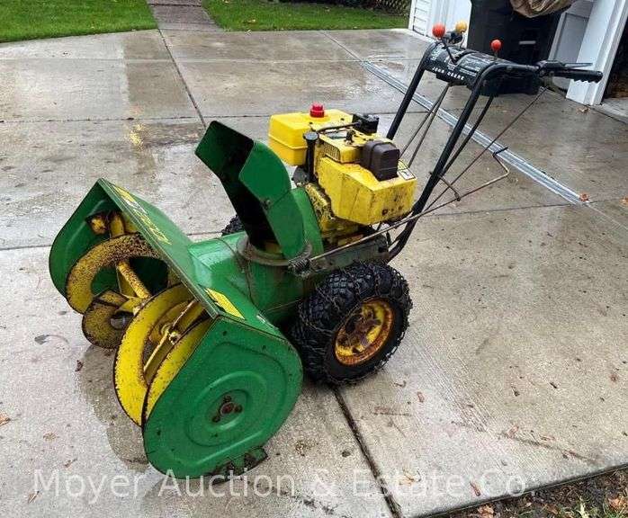 John Deere 1032 Snowblower, Turns Over, 10hp Engine, 32"w Cut image