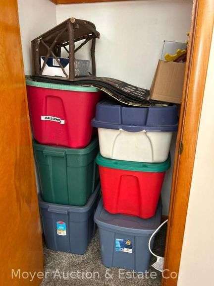 Group of Christmas Decor, Linens, Glassware, Lights, Etc. image