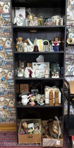 Group of Decorative, Figures, Frames, Etc. image