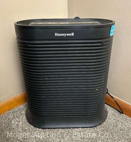 Honeywell Air Purifier, Model HA202BHD image