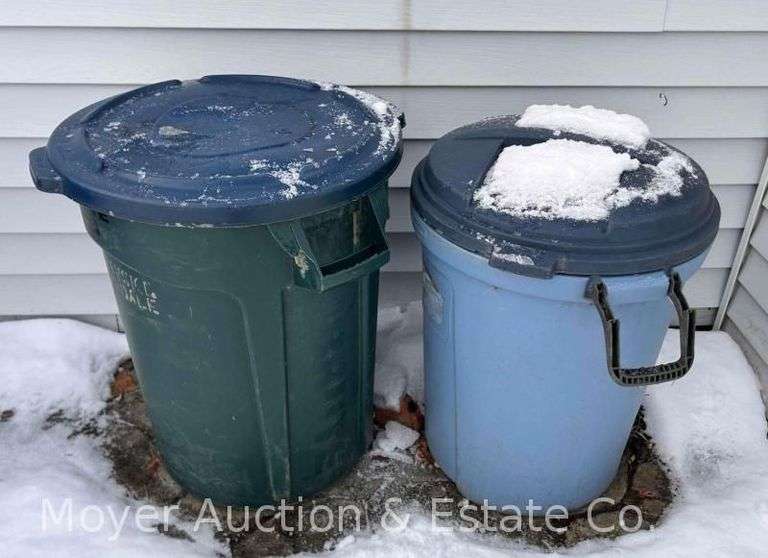 (2) Garbage Cans with Lids image