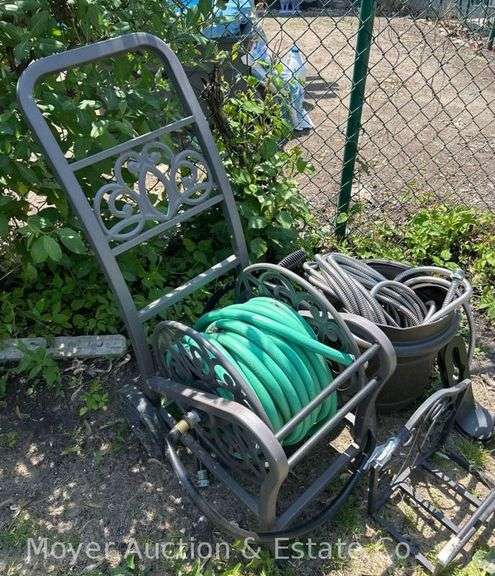 Hose Reel with 2 Hoses
