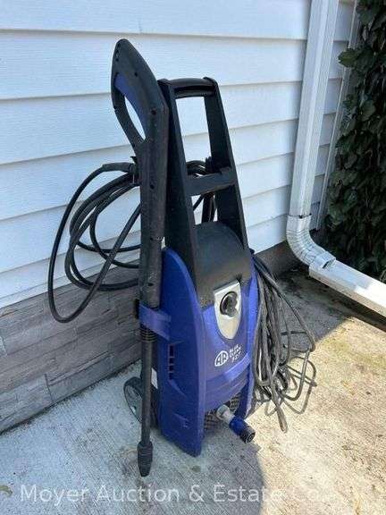 AR Blue Clean Electric Pressure Washer, 1450psi, works