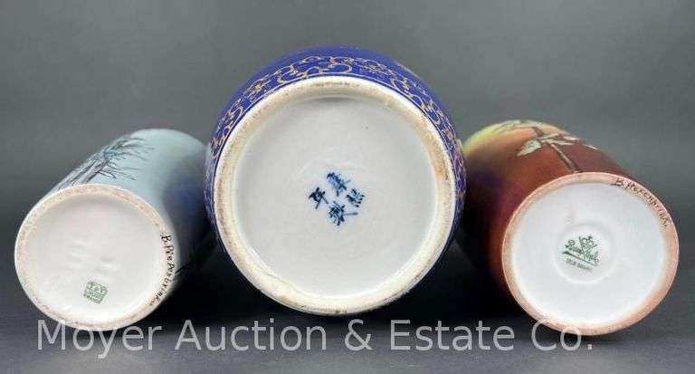 (2) Vases with Urn, 8.5"-10"h