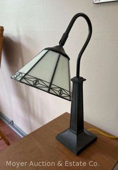 Stained Glass Table Lamp, 24"h