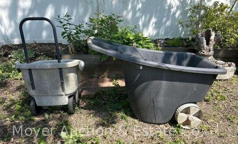 (2) Poly Garden Carts, 22" and 26"w