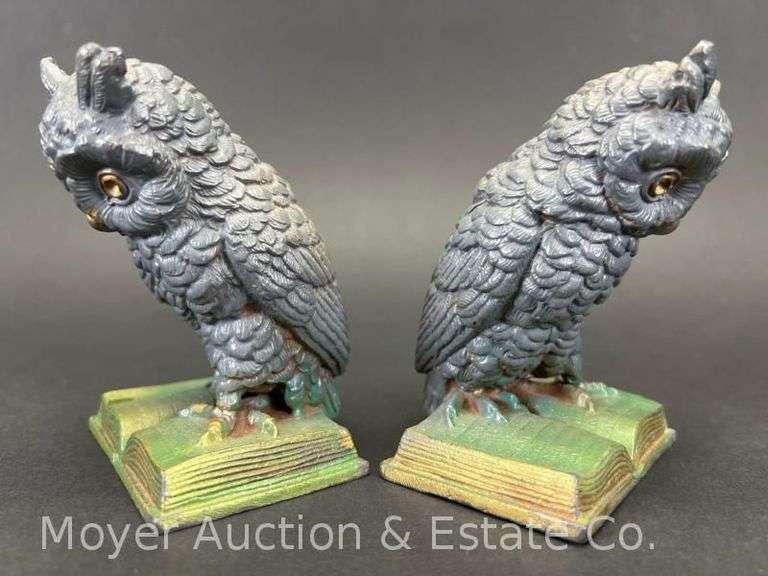 Pair of Cast Medal Owl Bookends, 4"h image