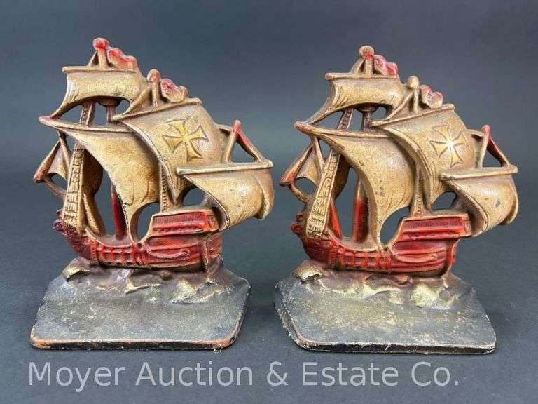 Pair of Cast Iron Ship Bookends, 5.75"h image