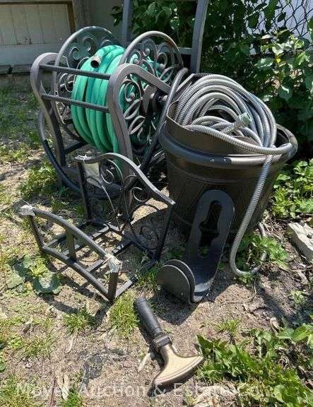 Hose Reel with 2 Hoses