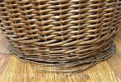 Wicker Basket with Lid, 23"h