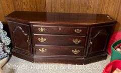 American Drew China Cabinet, Lighted Interior, Mirrored Back, 64"x19"x81"h Overall