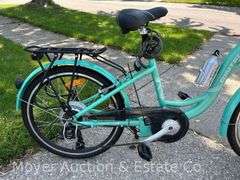 Bintelli Women's E-Bike with Charger, New Helmet, and Seat Cover