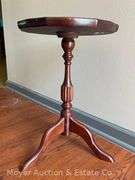 Bombay Stand with Leather Pie-crust Top, good condition, 13" wide top, 19"h